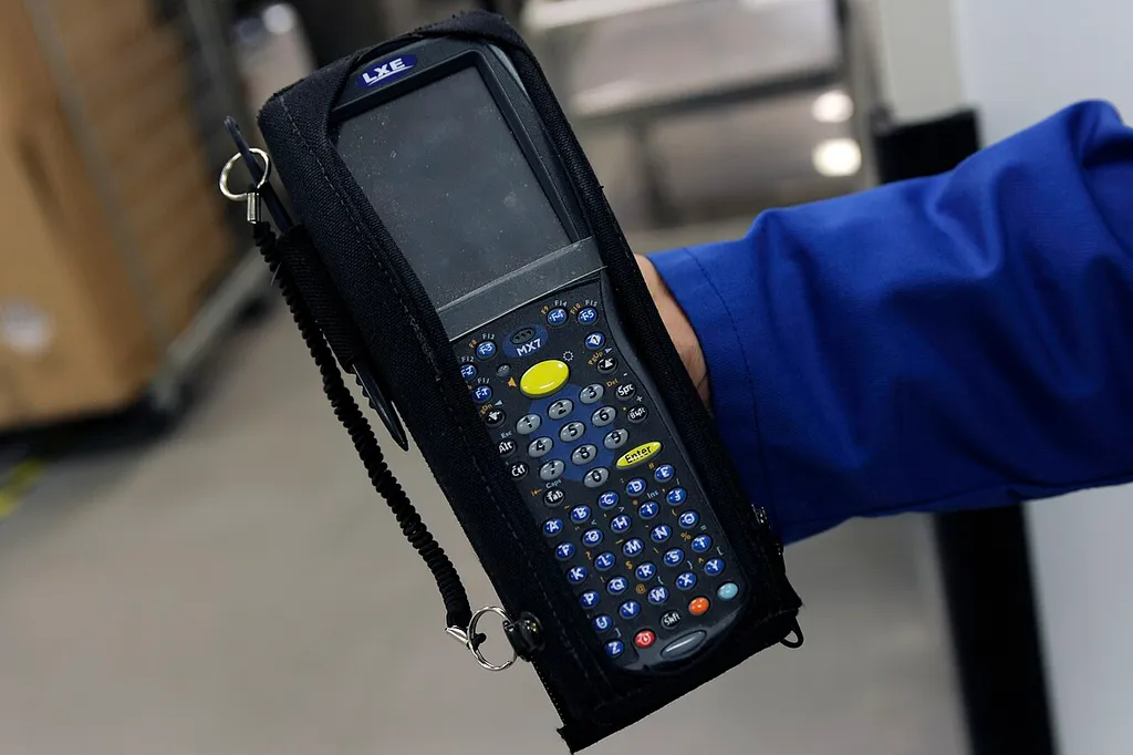 Оформить этикетку для маркировки «Честный знак»: требования к DataMatrix, штрихкоду и размеру