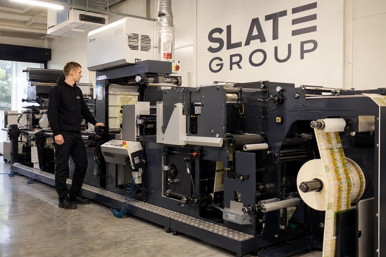 Slate Group масштабирует этикеточное производство через комплексную линию GM